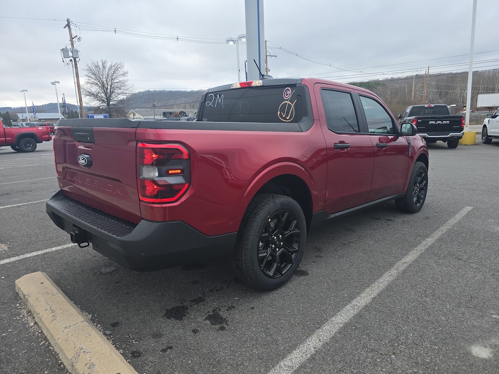 New 2025 Ford Maverick XLT Truck SuperCrew
