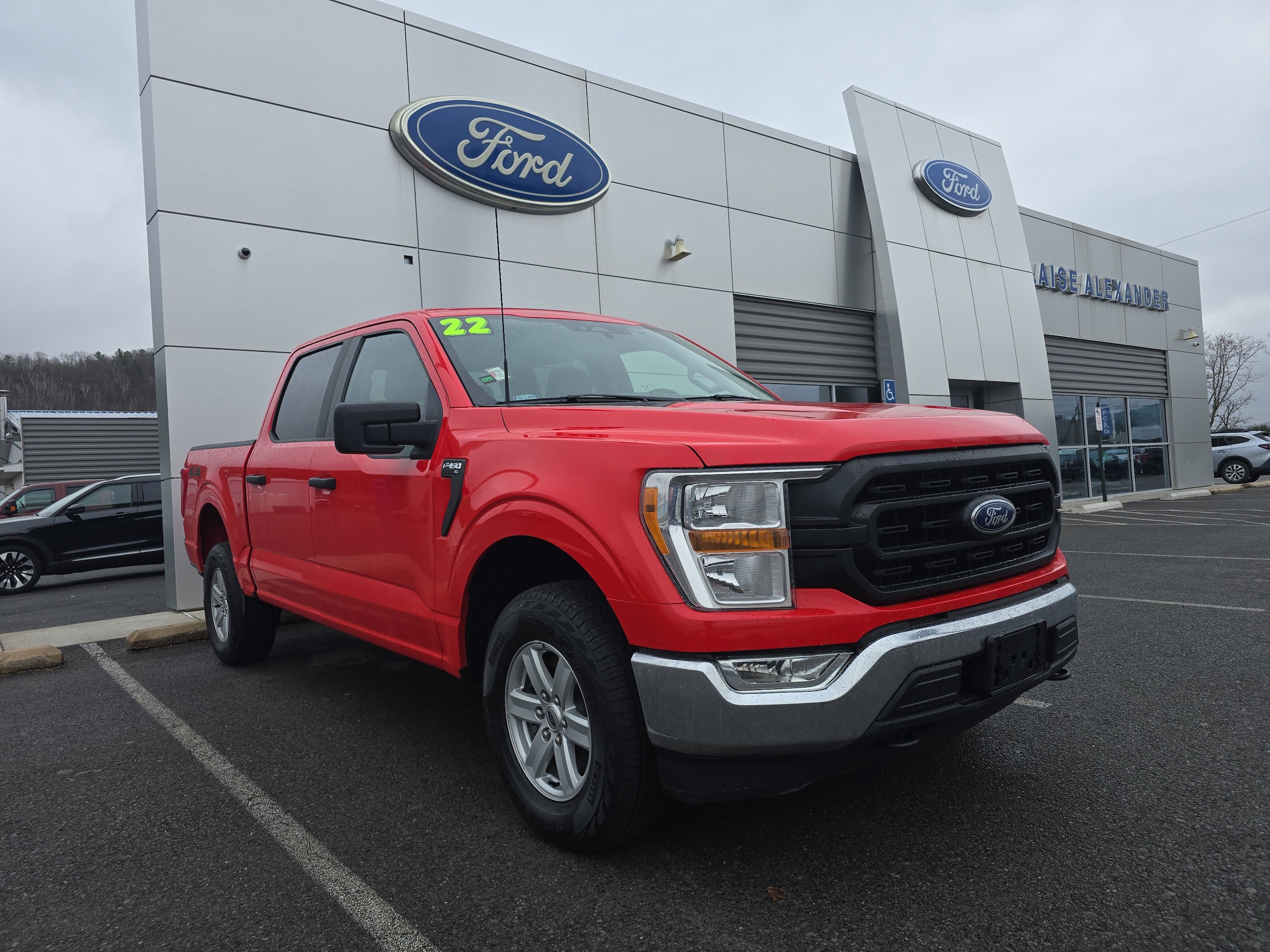2022 Ford F-150 Truck SuperCrew Cab 
