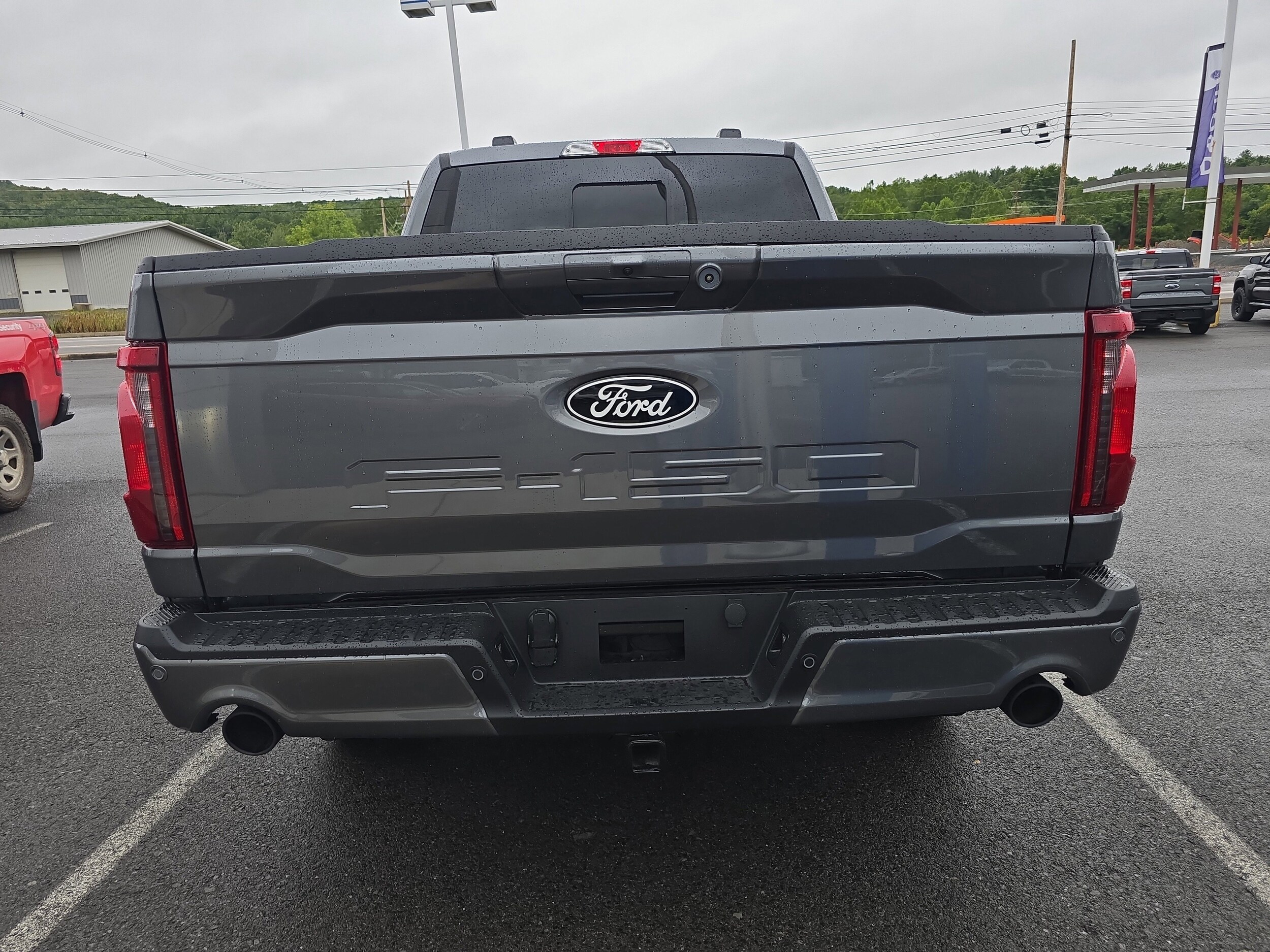 2025 Ford F-150 XLT photo 3