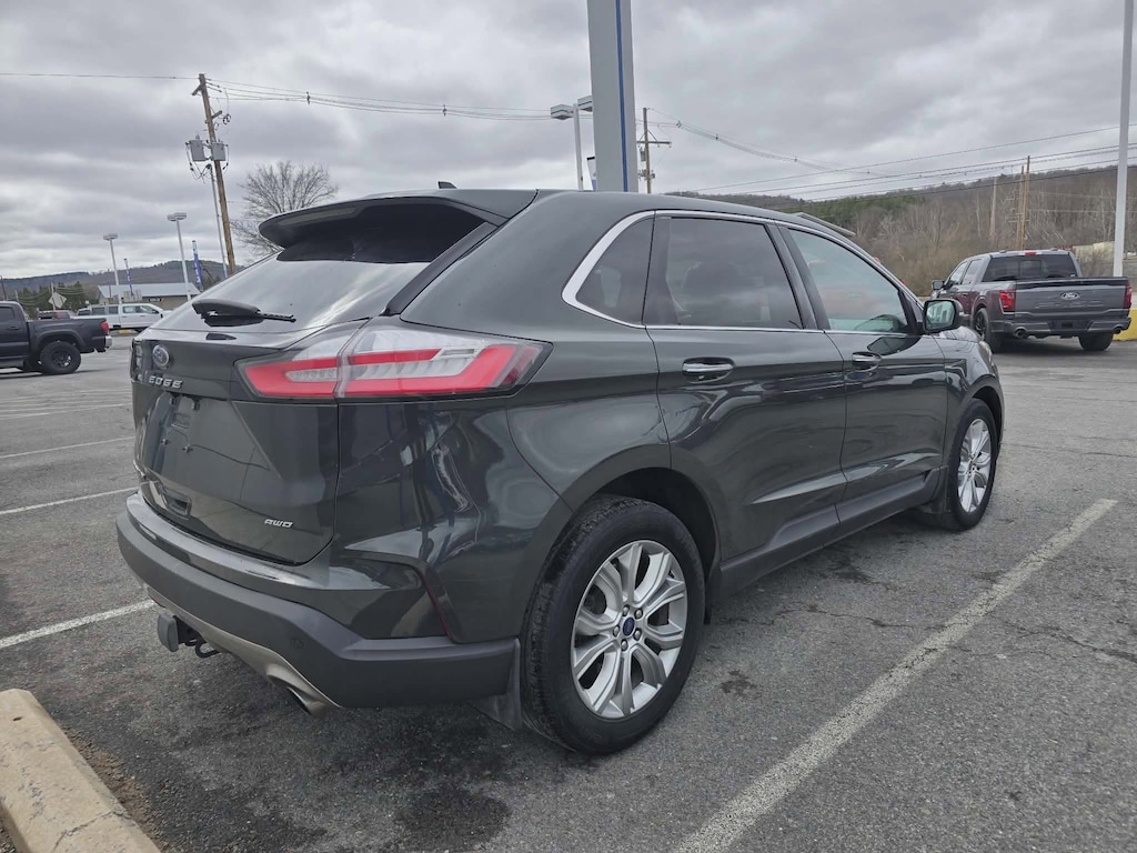Used 2022 Ford Edge Titanium SUV
