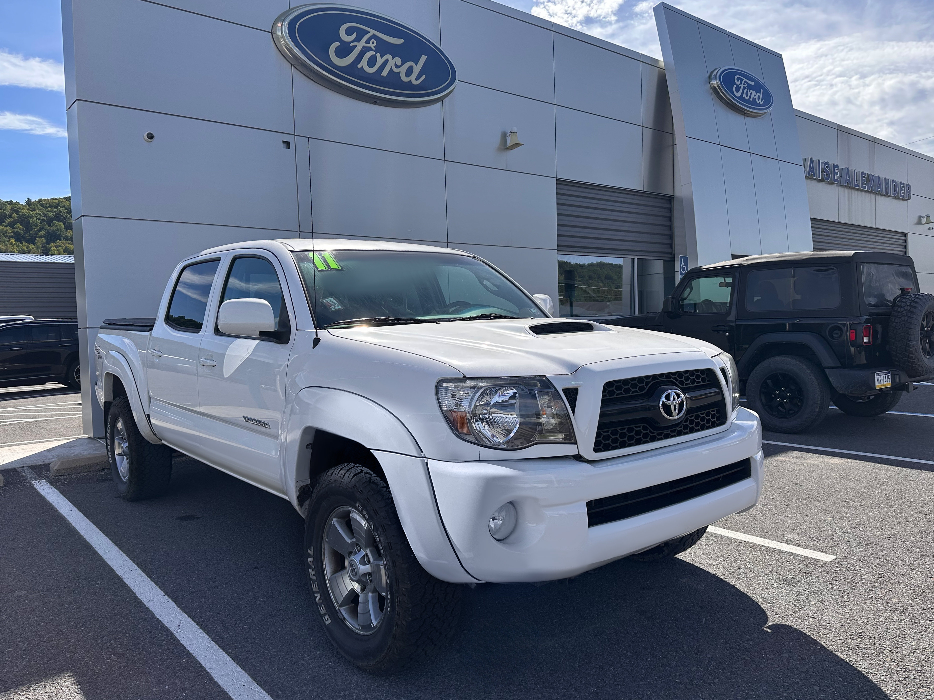  Toyota Tacoma