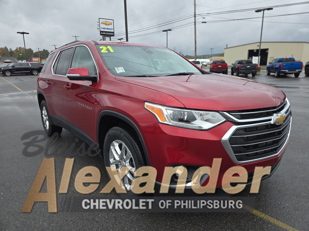 Used 2021 Chevrolet Traverse LT Cloth SUV