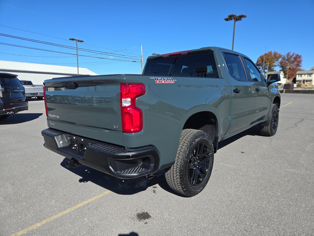 New 2026 Chevrolet Silverado 1500 LT Trail Boss Truck Crew Cab