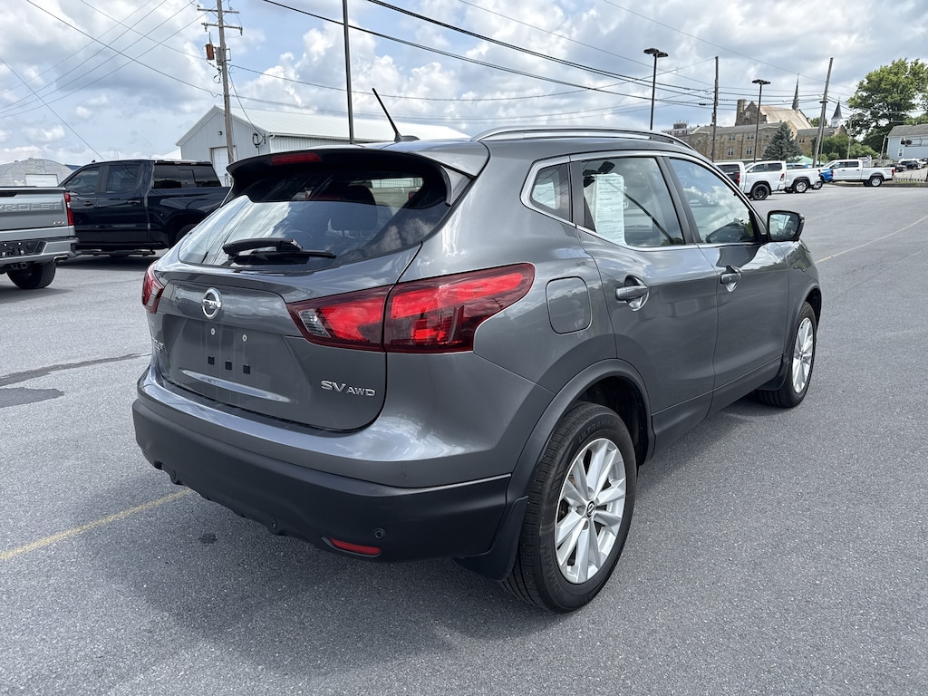 Used 2019 Nissan Rogue Sport SV SUV
