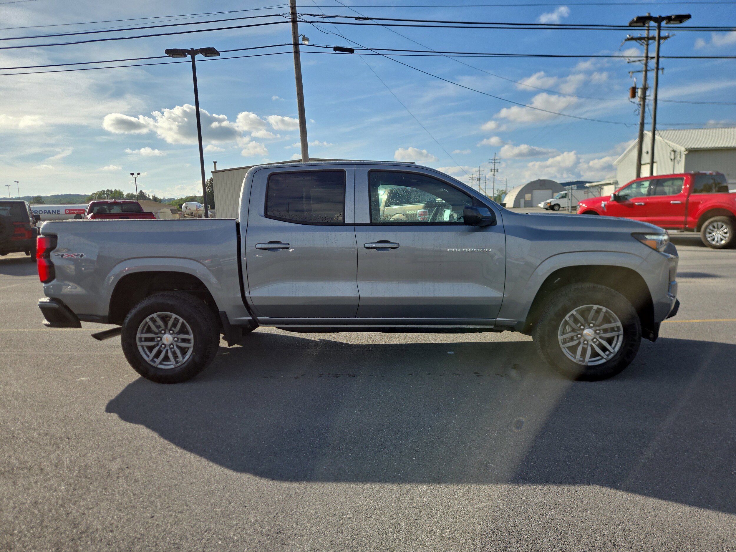 2026 Chevrolet Colorado LT photo 2