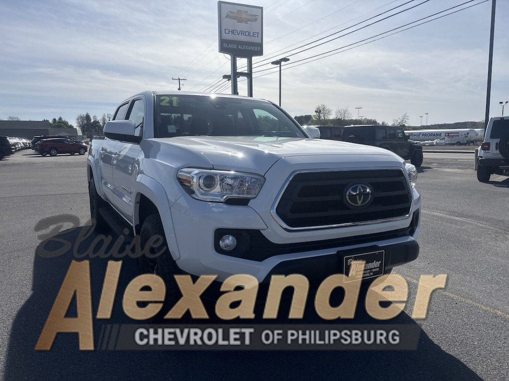 Used 2021 Toyota Tacoma 4WD SR5 Truck Double Cab