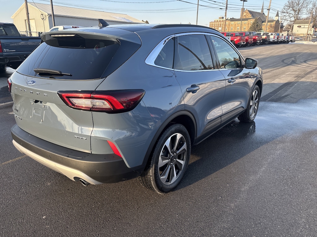 Used 2024 Ford Escape Platinum SUV