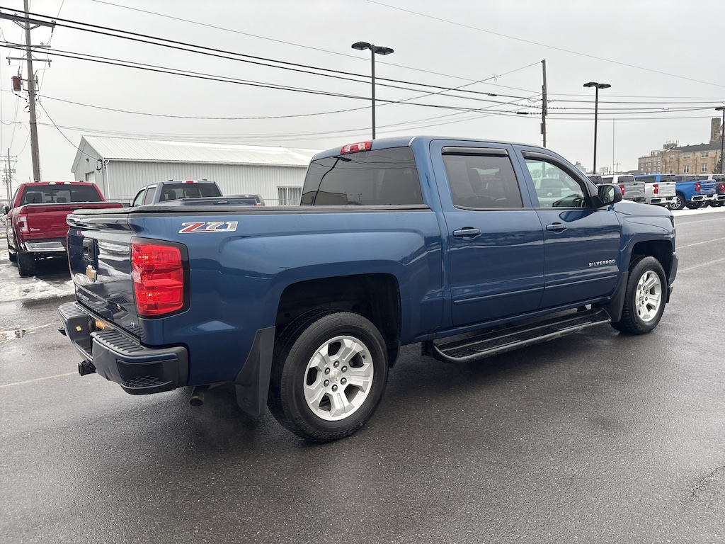 Used 2017 Chevrolet Silverado 1500 LT Truck Crew Cab
