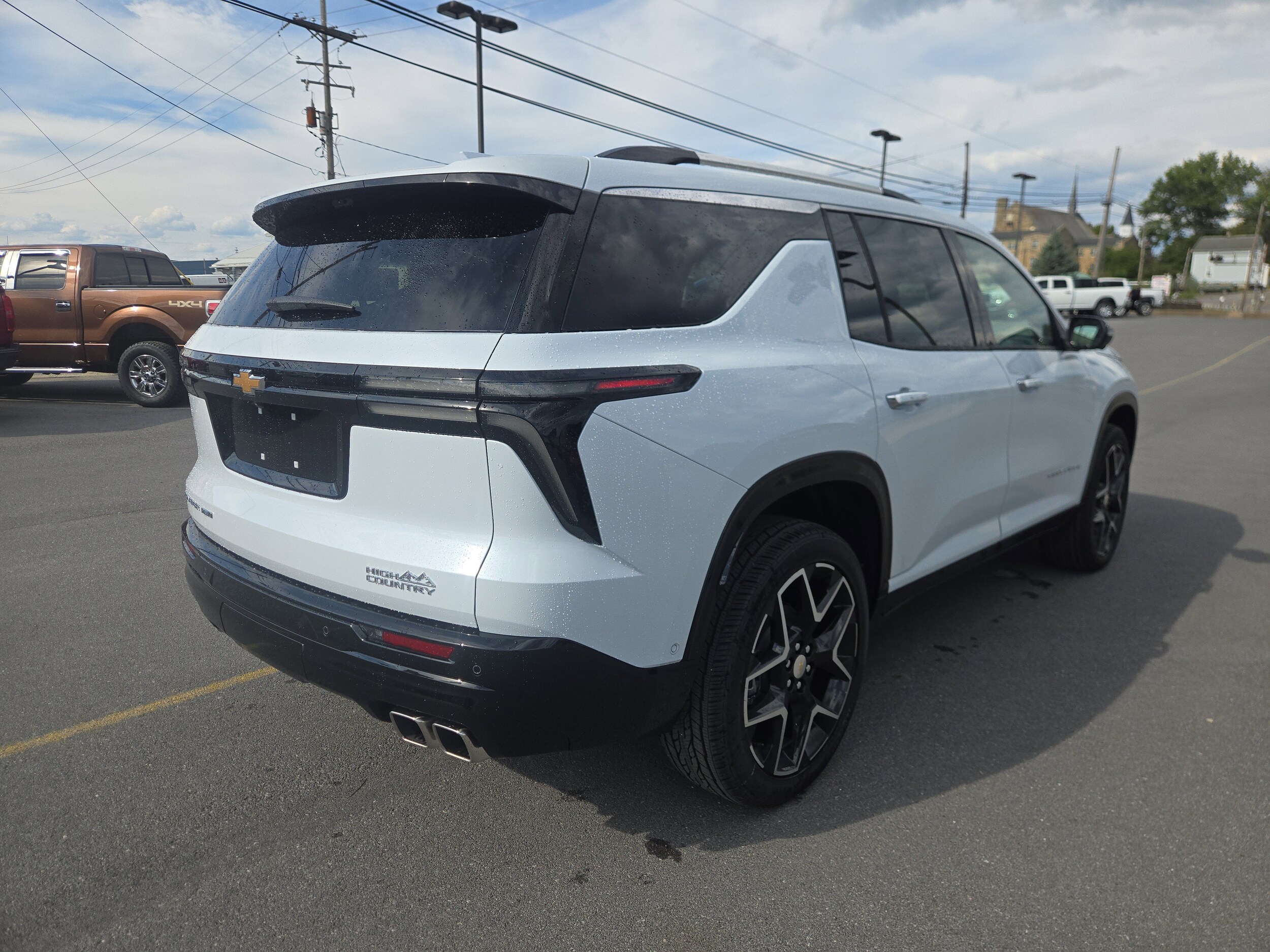 2026 Chevrolet Traverse High Country photo 3