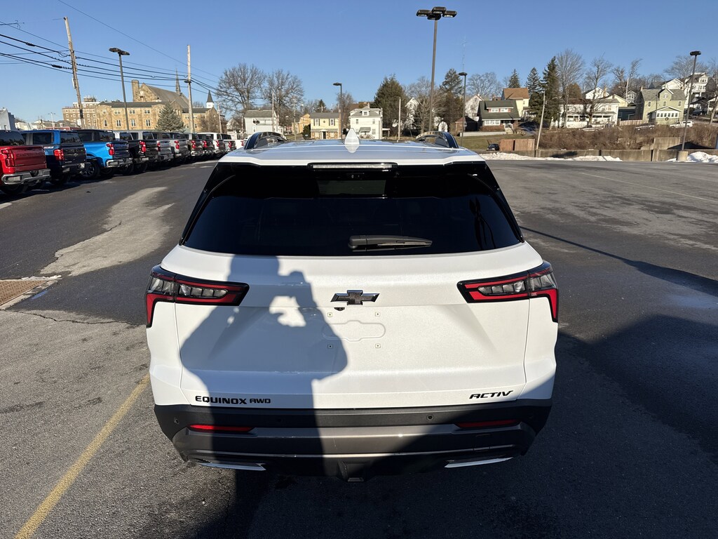 New 2026 Chevrolet Equinox AWD ACTIV SUV