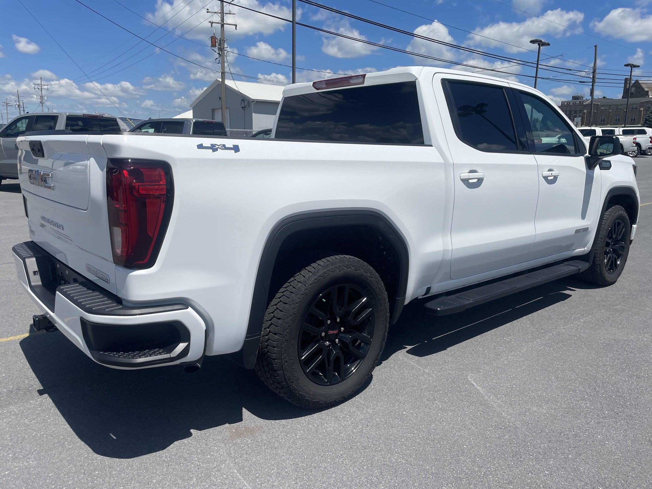 2022 Gmc Sierra 1500 Elevation photo 3