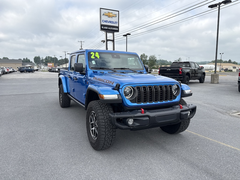 Used 2024 Jeep Gladiator Rubicon X Truck Crew Cab