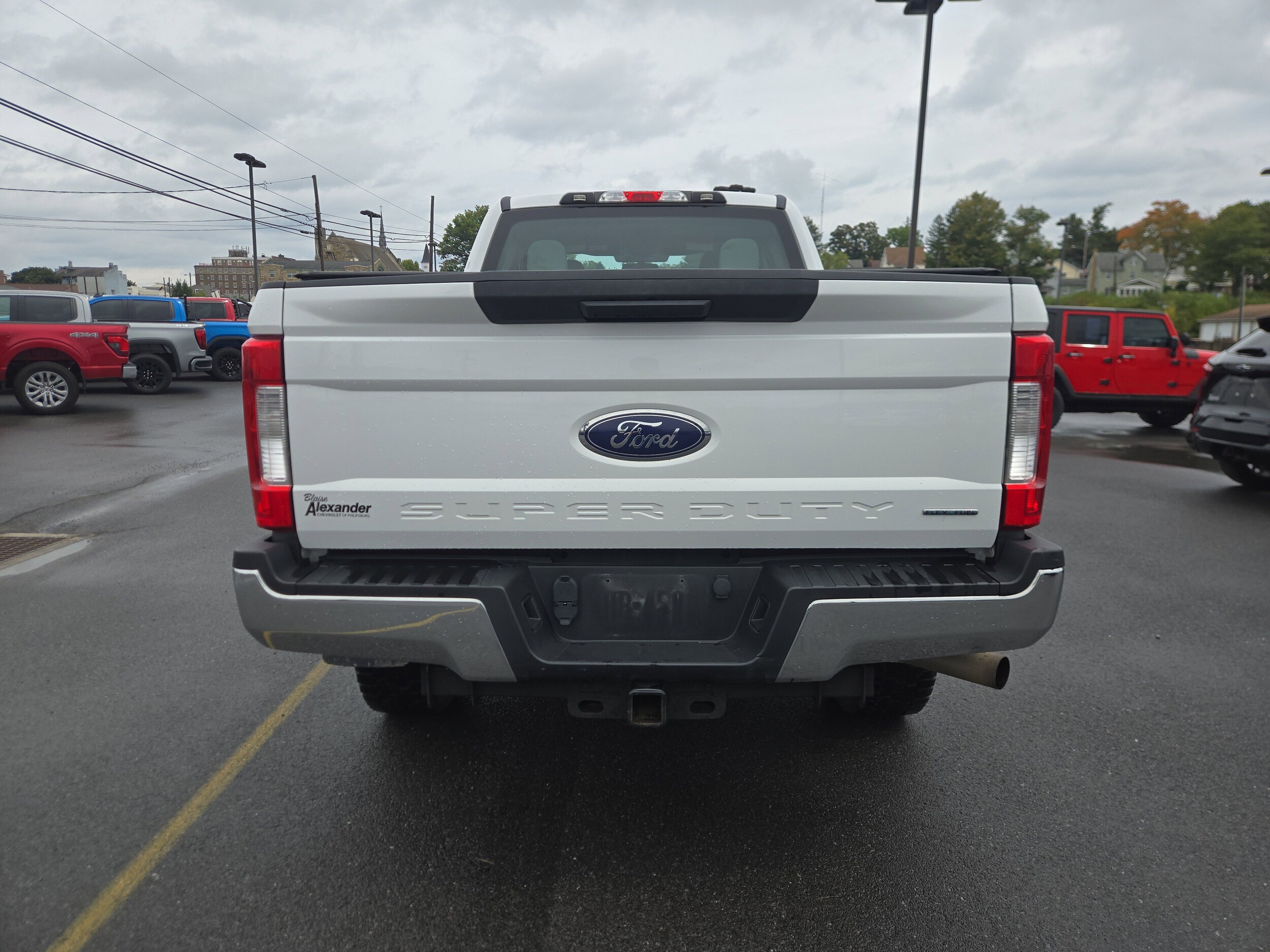 2017 Ford F-250 XLT photo 4
