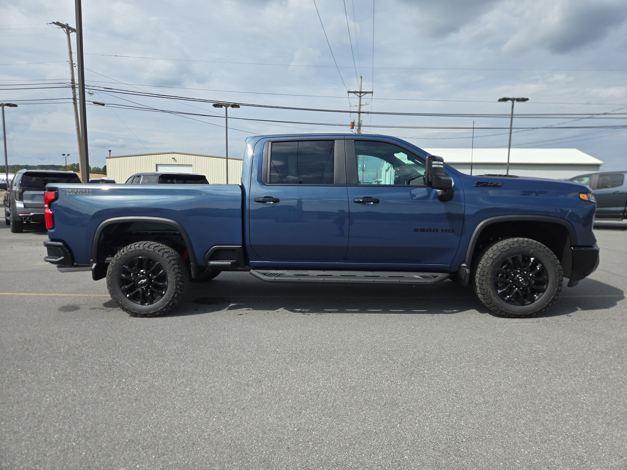 2026 Chevrolet Silverado 2500HD LT photo 2