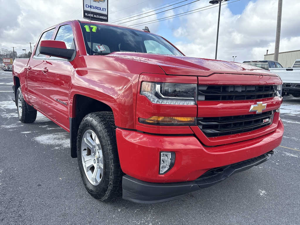 Used 2017 Chevrolet Silverado 1500 LT Truck Crew Cab