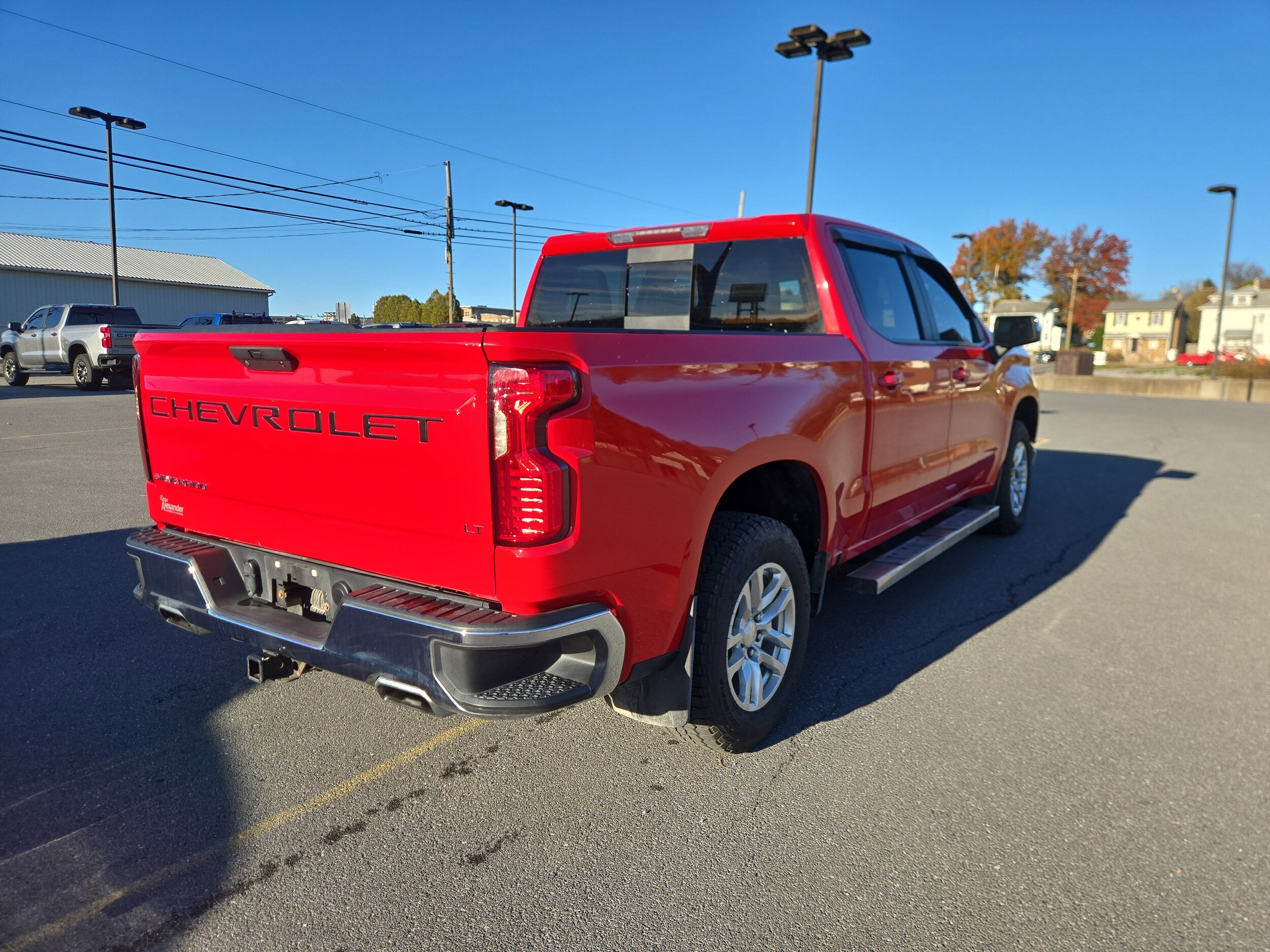 2021 Chevrolet Silverado 1500 LT photo 3