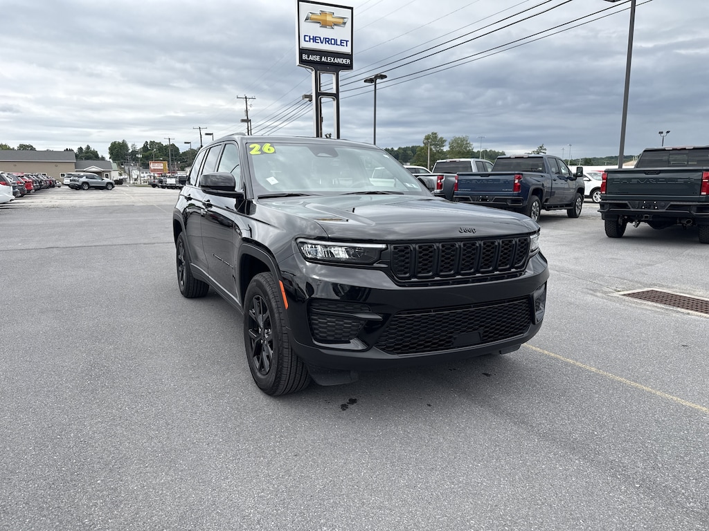 Used 2025 Jeep Grand Cherokee Altitude X SUV