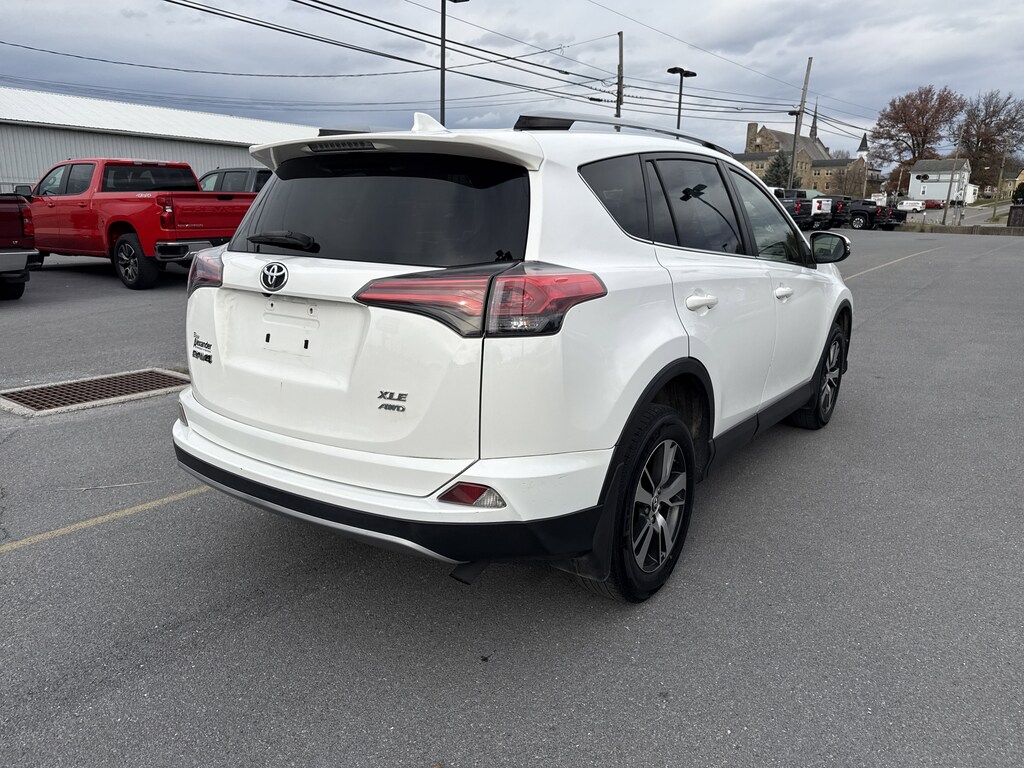 Used 2018 Toyota RAV4 XLE SUV