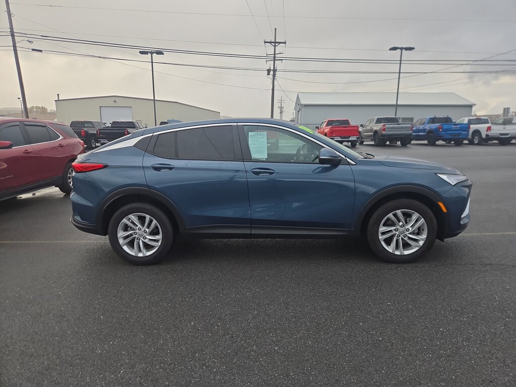 Used 2024 Buick Envista Preferred SUV