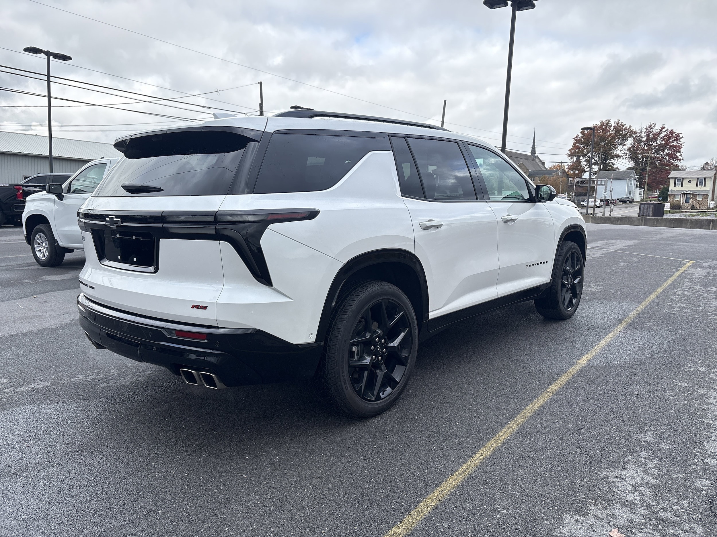 2025 Chevrolet Traverse RS photo 3