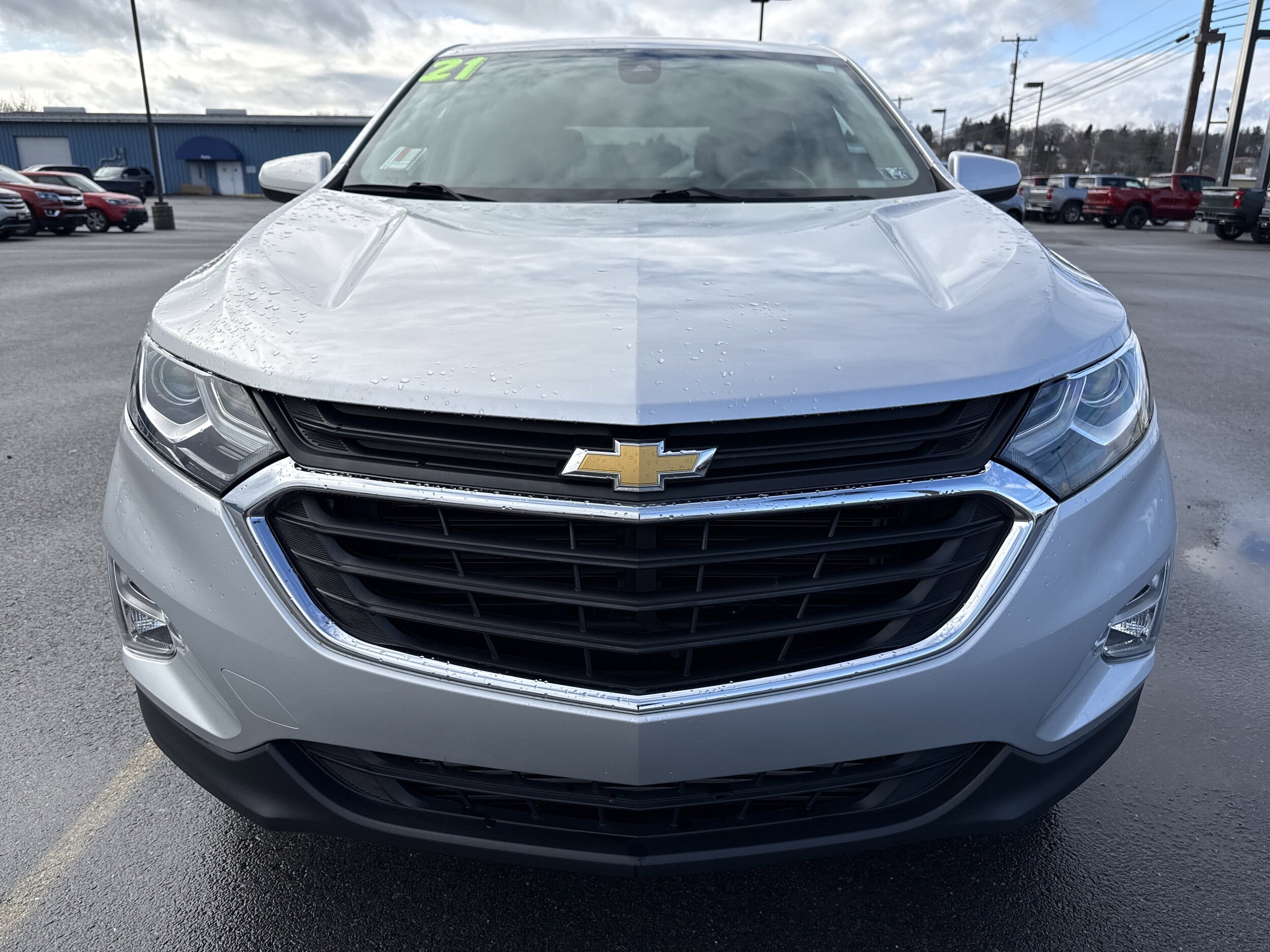 2021 Chevrolet Equinox LT photo 4