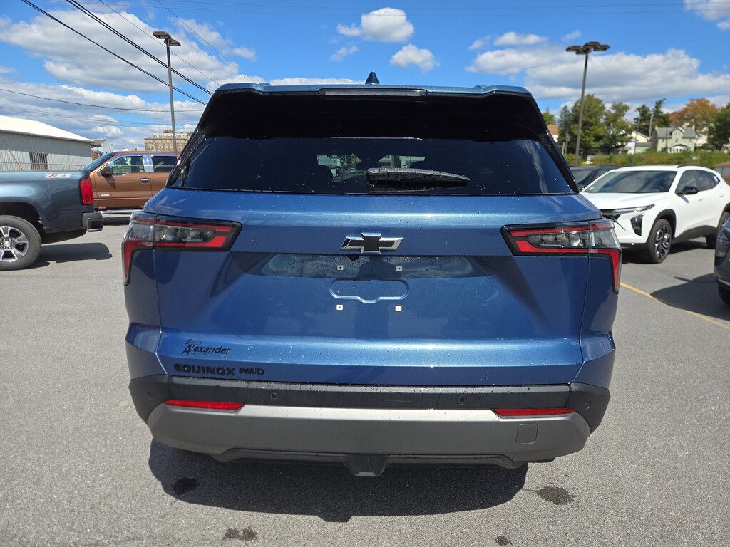 New 2026 Chevrolet Equinox AWD LT SUV