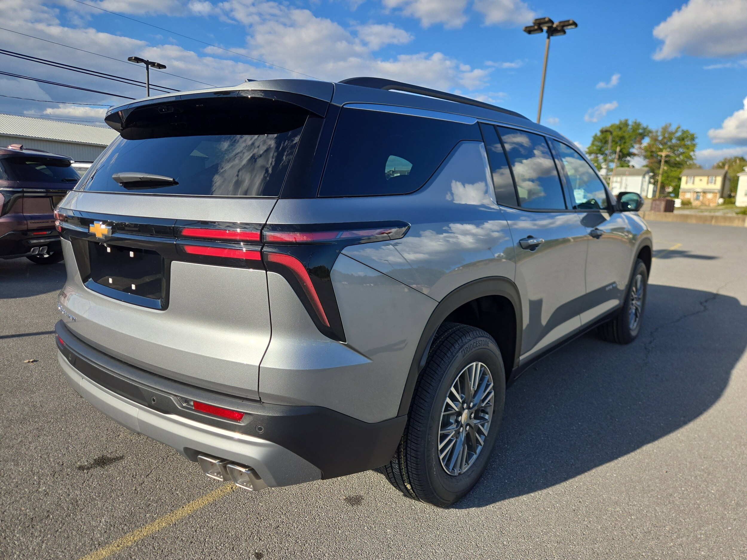 2026 Chevrolet Traverse photo 3