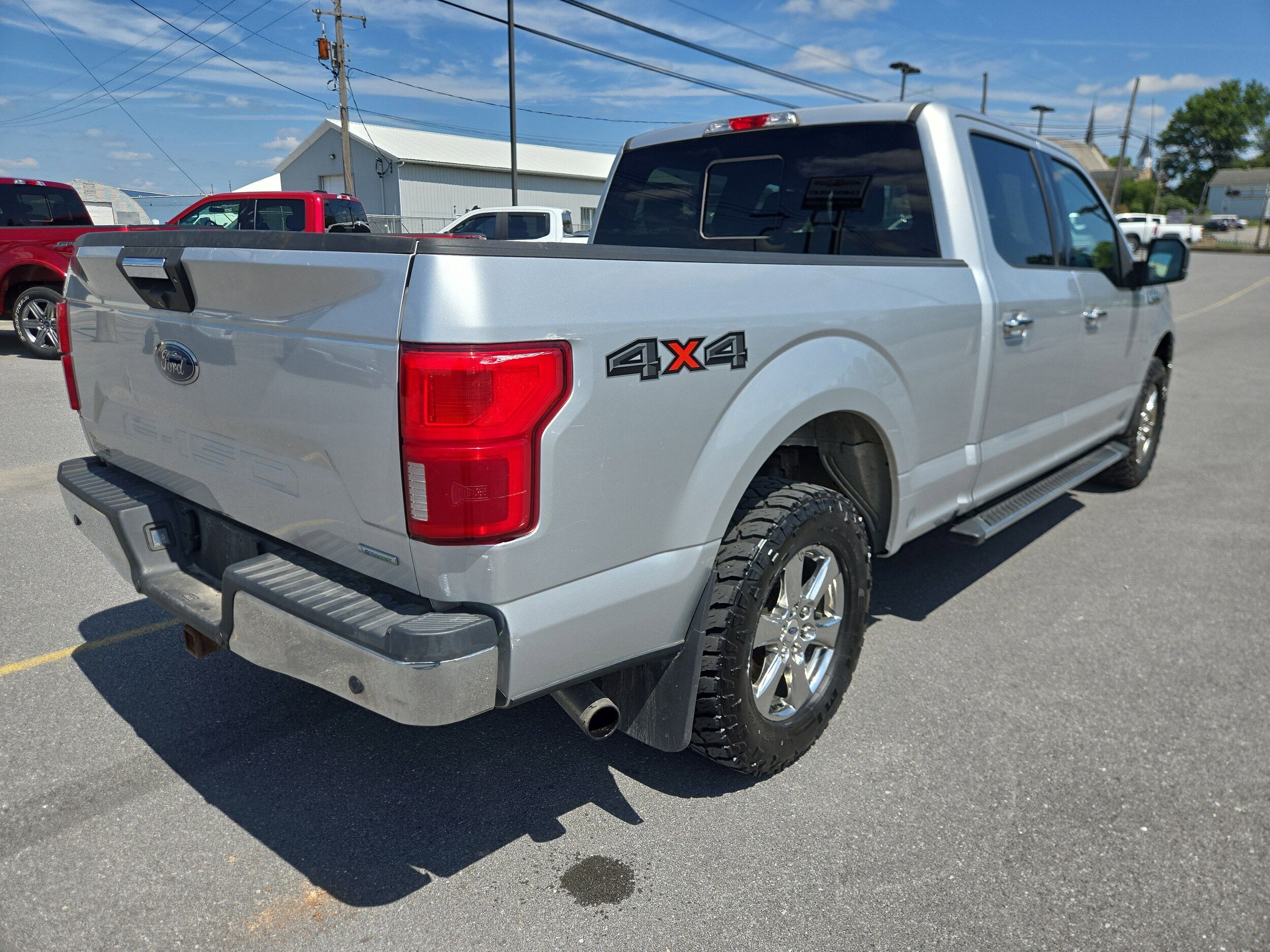 2019 Ford F-150 XLT photo 2