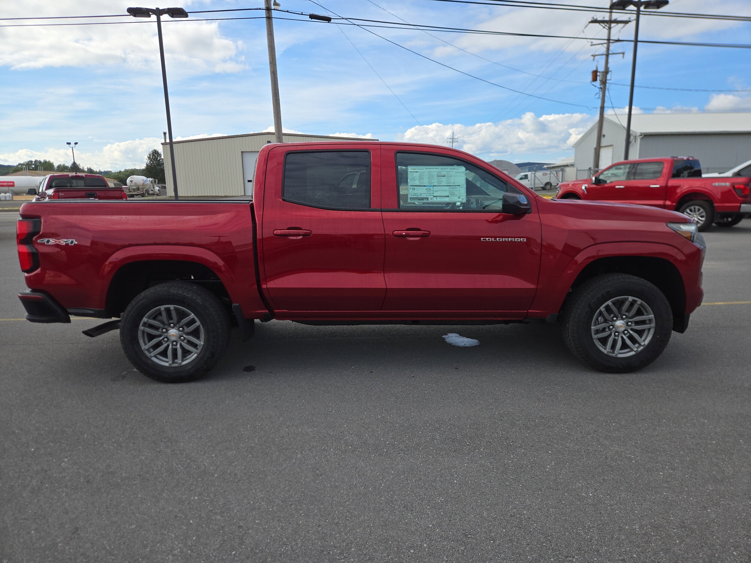 2026 Chevrolet Colorado LT photo 2