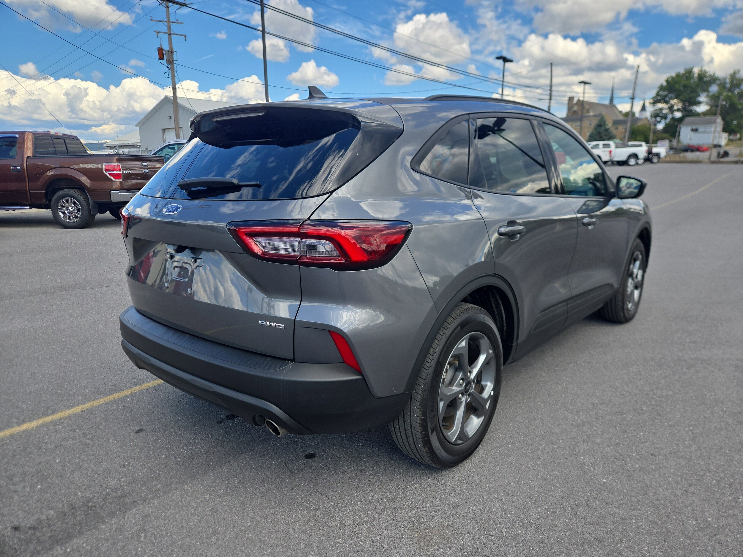 2025 Ford Escape ST-Line Select photo 3