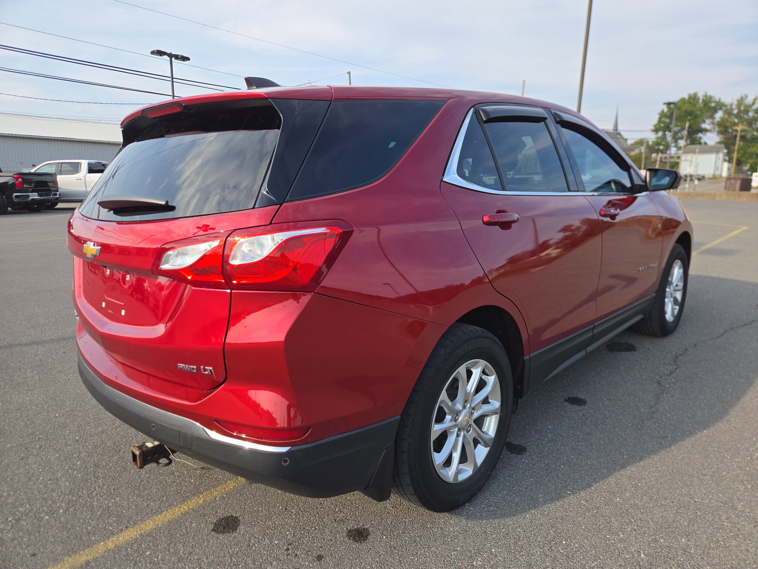 2020 Chevrolet Equinox LT photo 3
