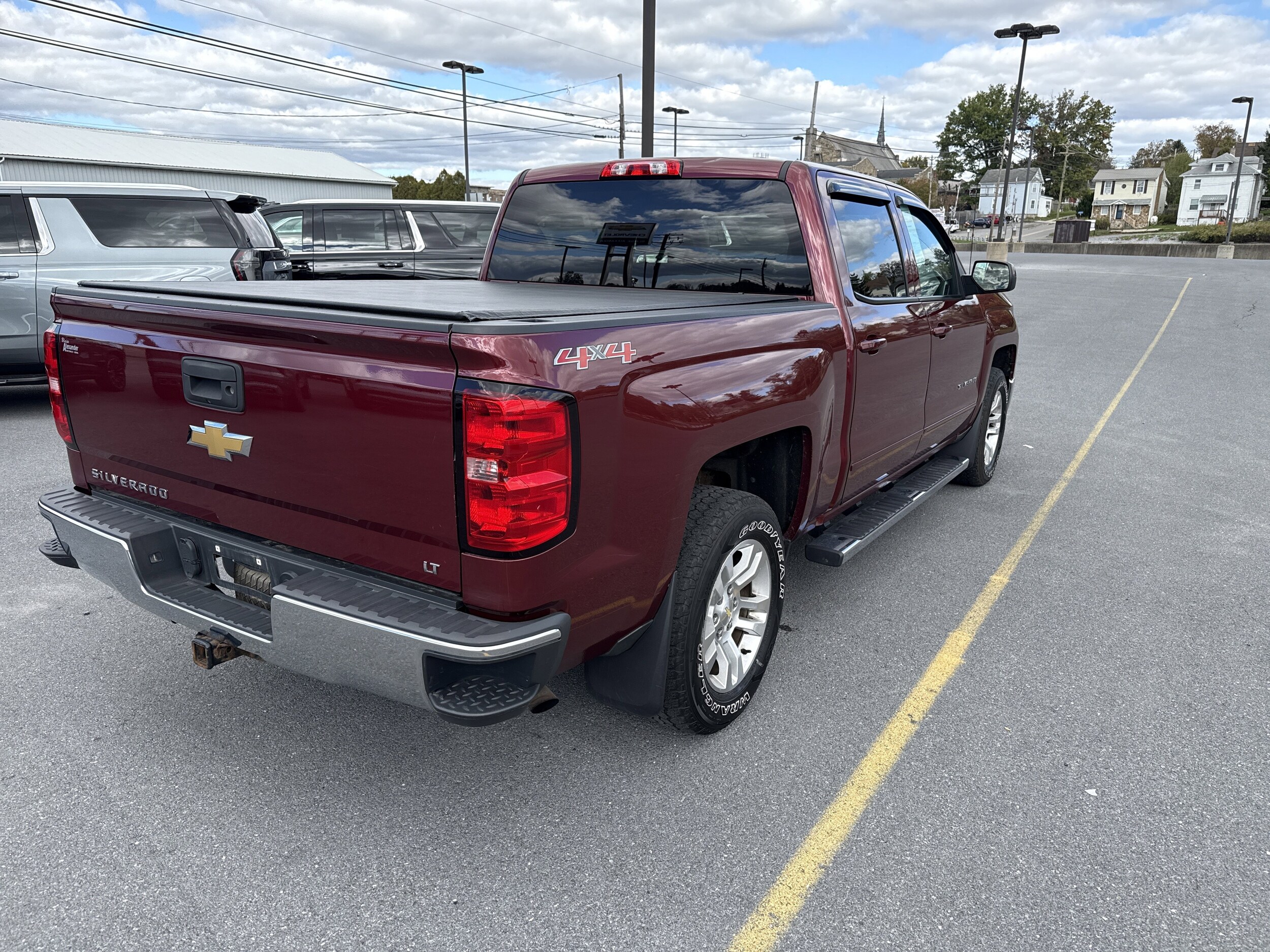 2015 Chevrolet Silverado 1500 LT photo 3