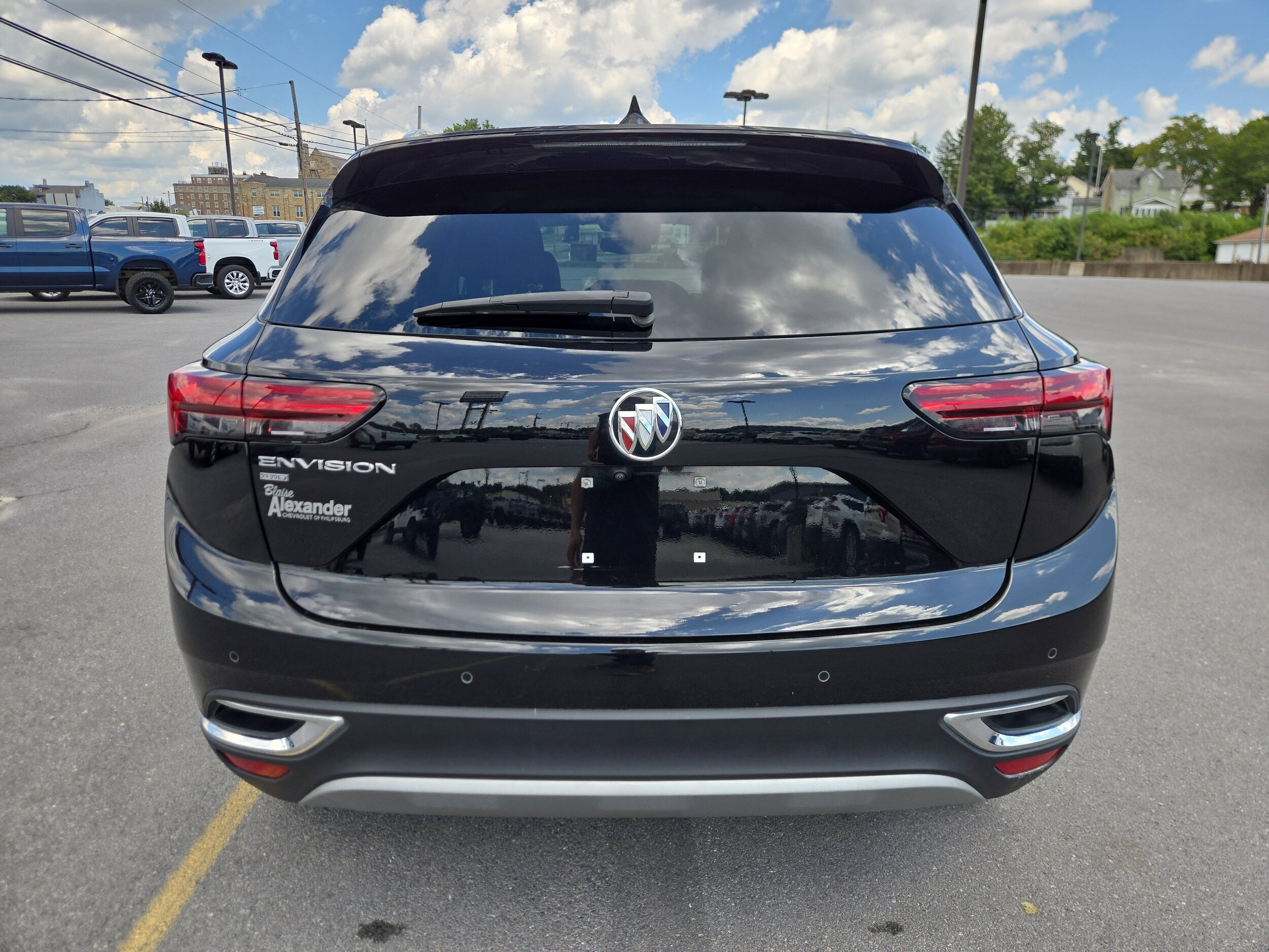 2023 Buick Envision Essence photo 4