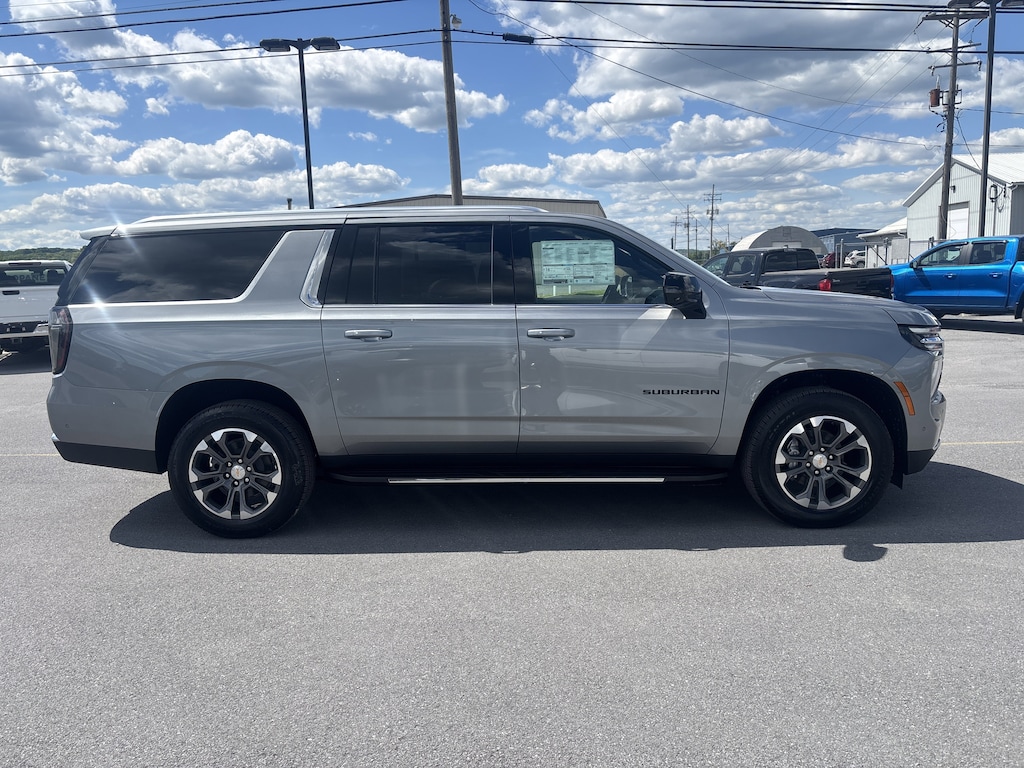 New 2026 Chevrolet Suburban LT SUV