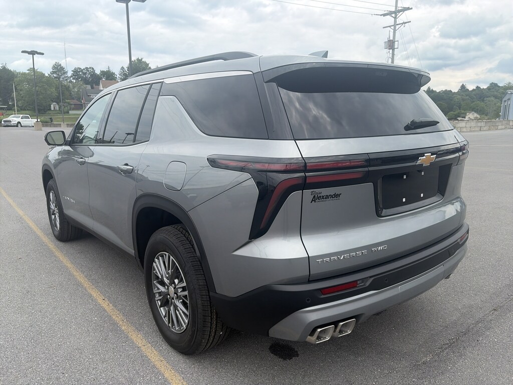 New 2027 Chevrolet Traverse AWD LT SUV