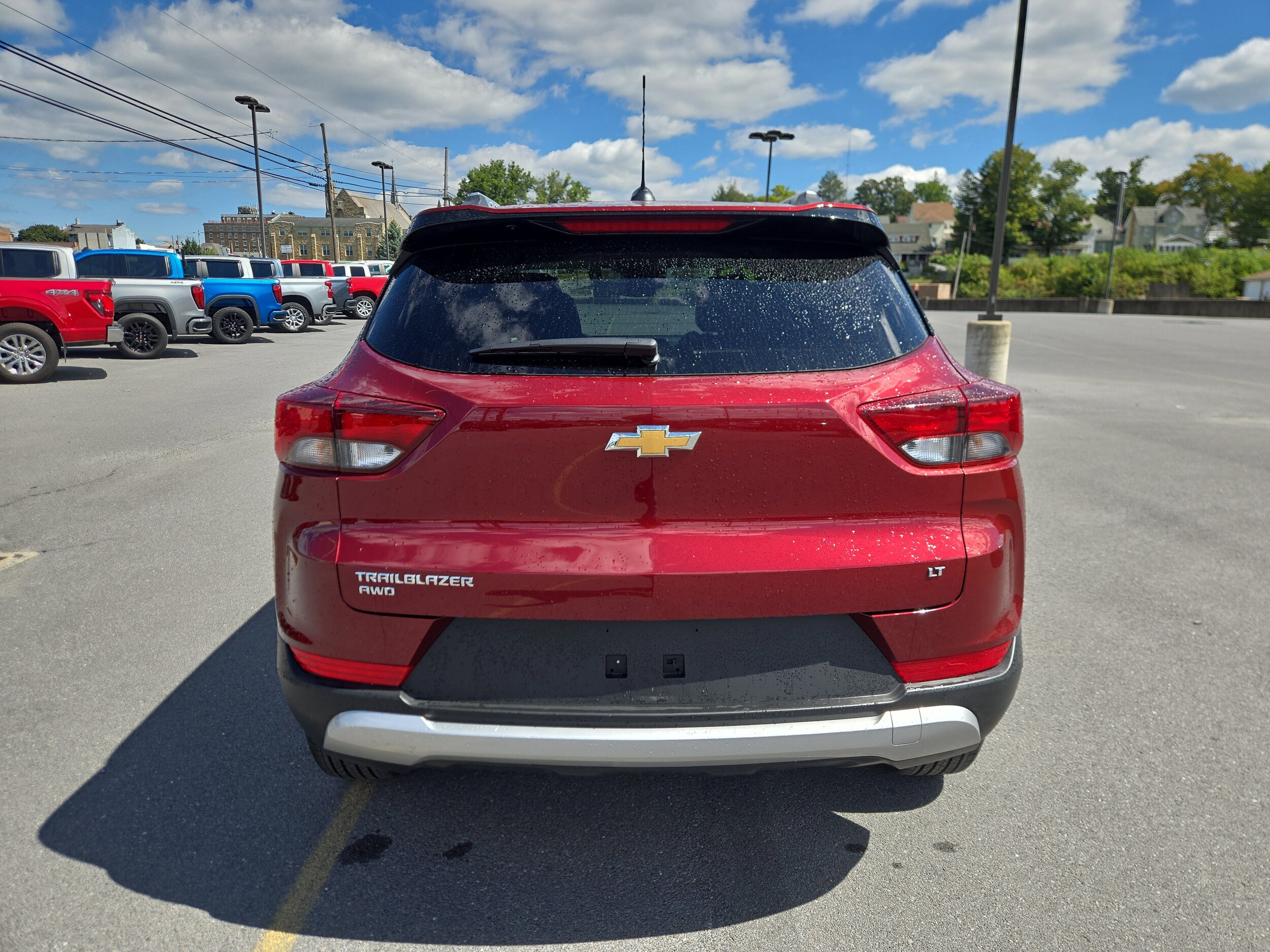 2025 Chevrolet Trailblazer LT photo 2