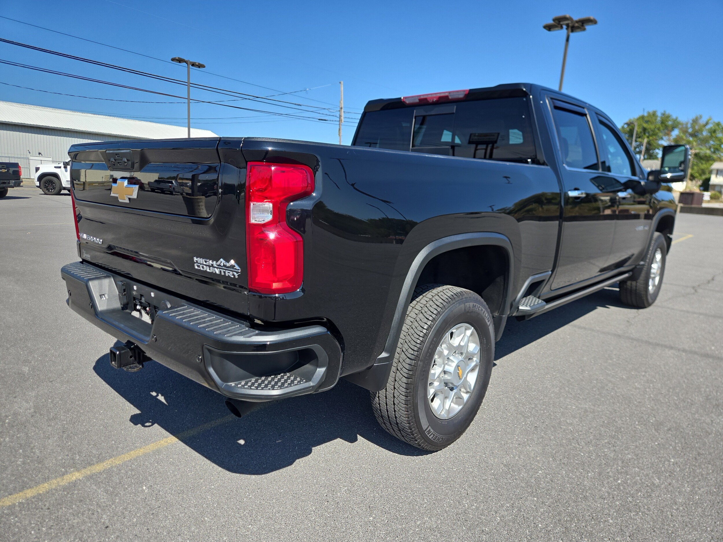 2022 Chevrolet Silverado 2500HD High Country photo 3