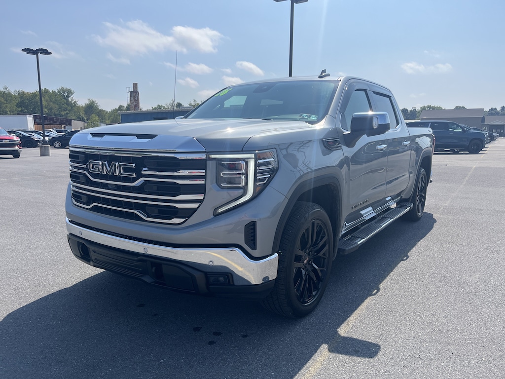 Used 2026 GMC Sierra 1500 SLT Truck Crew Cab
