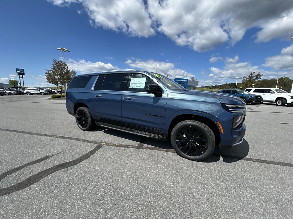 New 2025 Chevrolet Suburban Premier SUV