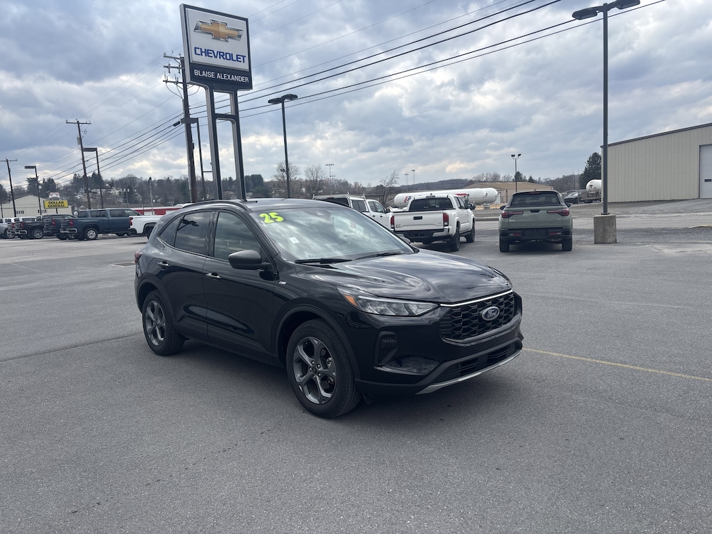 Used 2025 Ford Escape ST-Line SUV