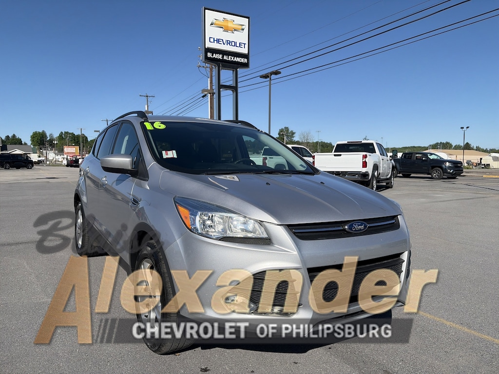 Used 2016 Ford Escape SE SUV