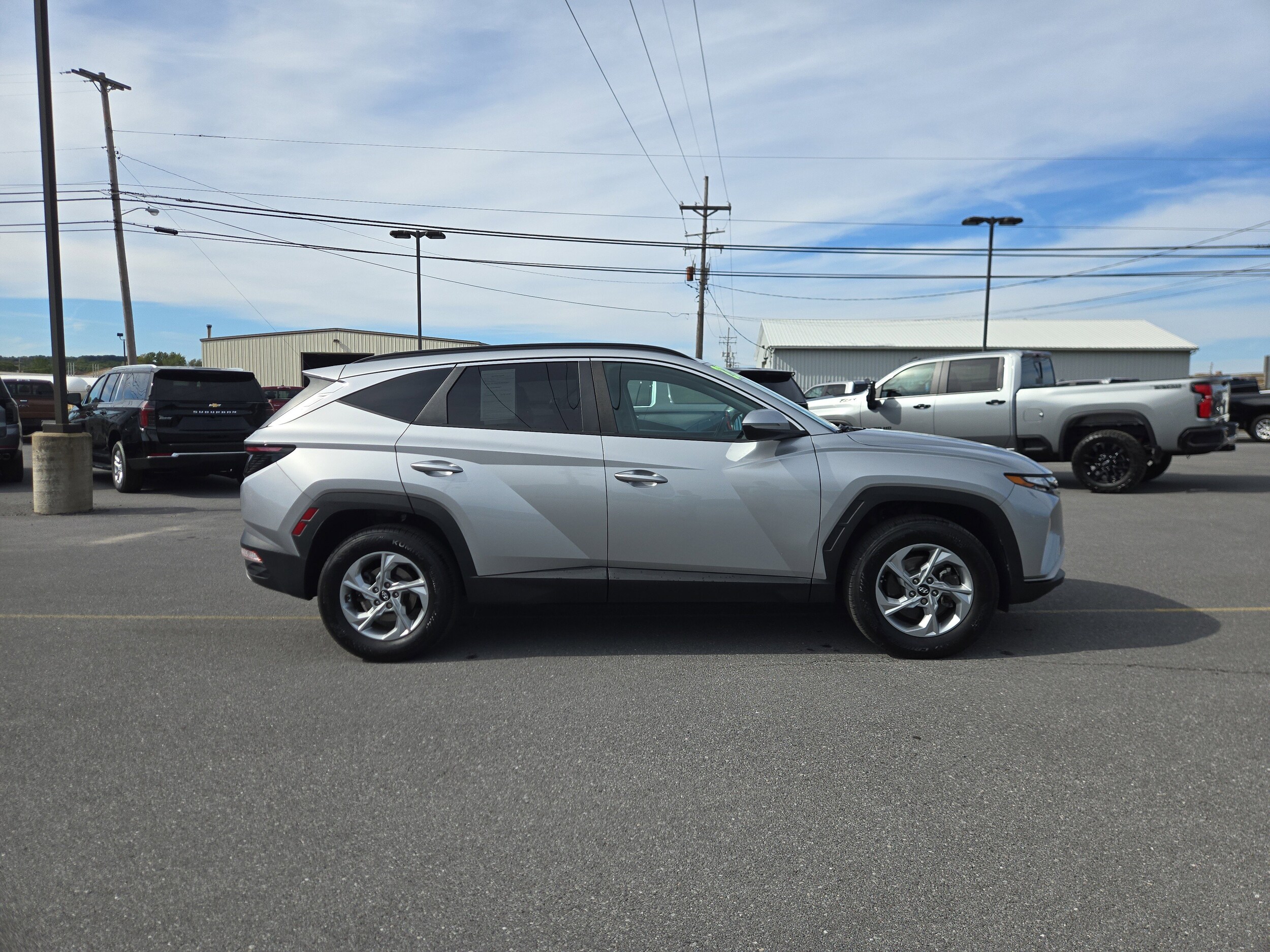 2023 Hyundai Tucson SEL photo 2