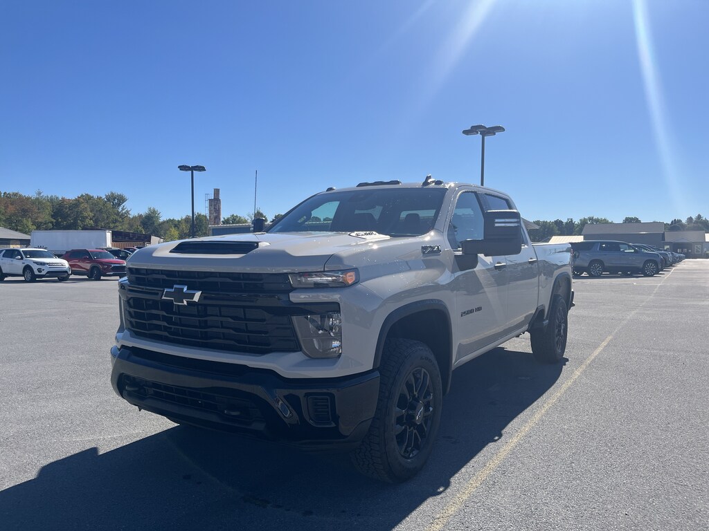 New 2026 Chevrolet Silverado 2500HD Custom Truck Crew Cab