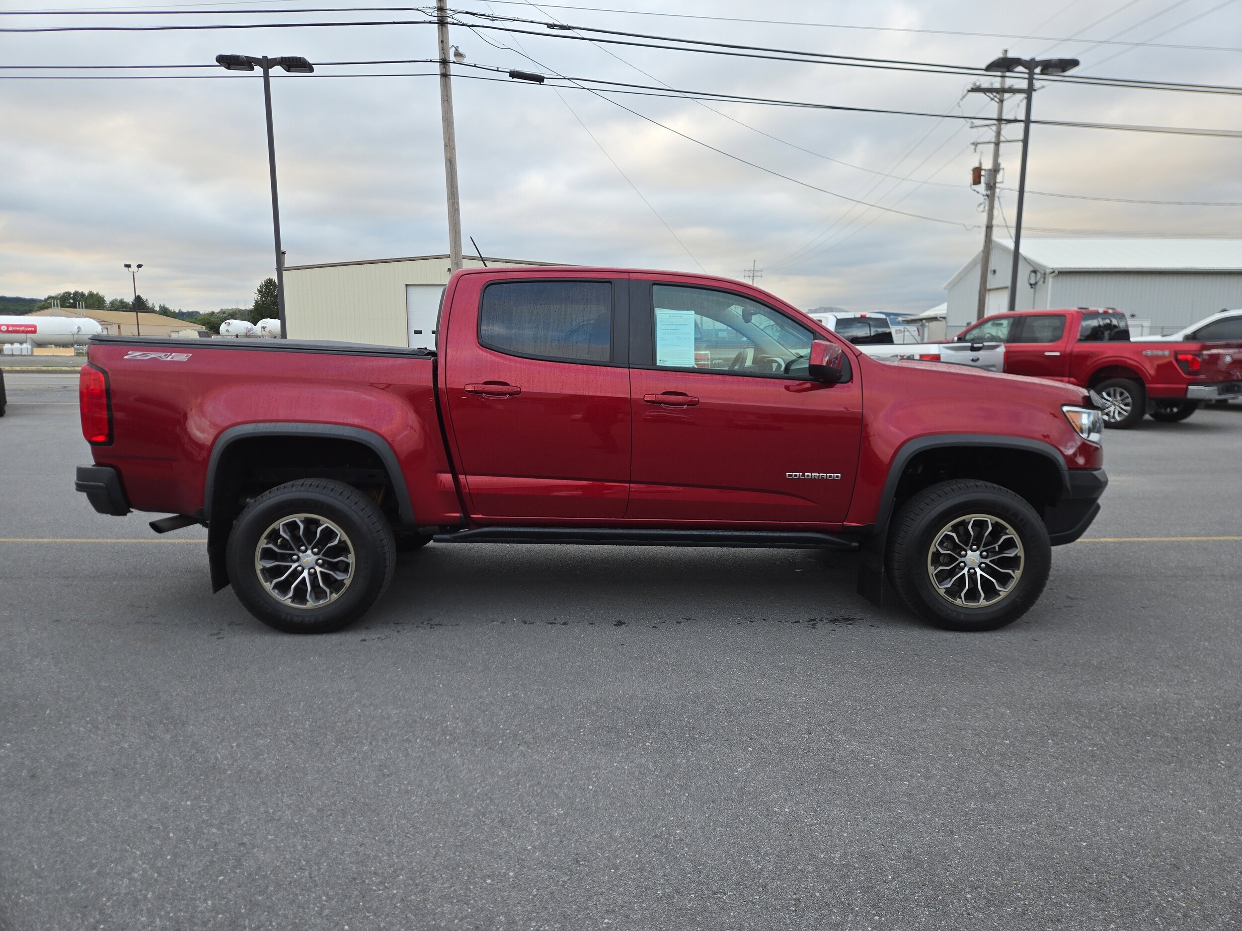 2018 Chevrolet Colorado ZR2 photo 2