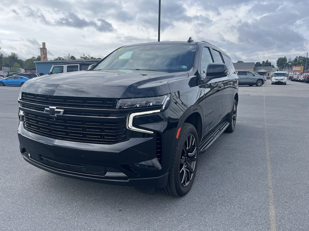 Used 2024 Chevrolet Suburban RST SUV
