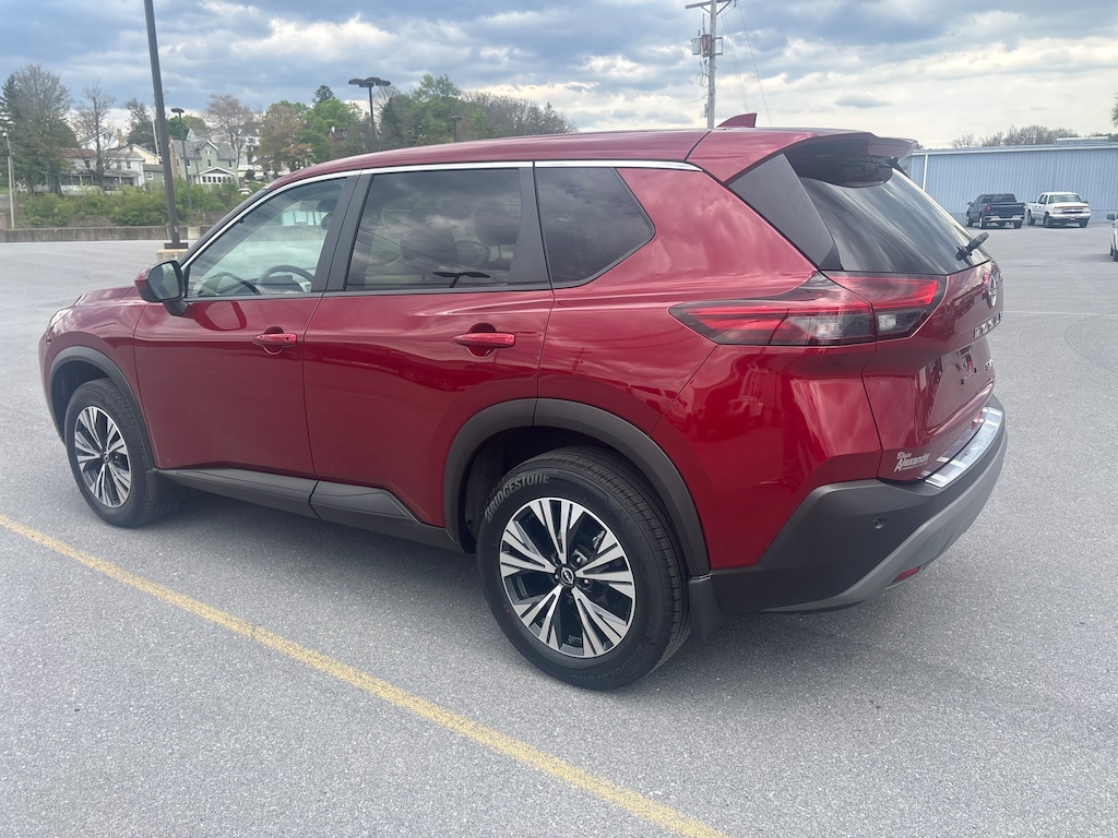 Used 2023 Nissan Rogue SV SUV