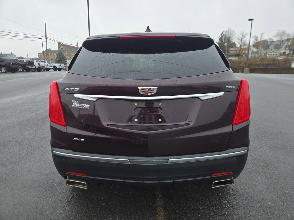 Used 2018 Cadillac XT5 AWD SUV