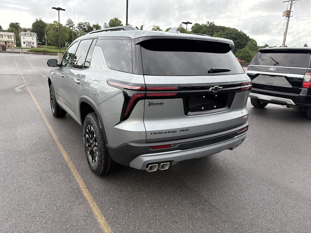 New 2026 Chevrolet Traverse AWD Z71 SUV