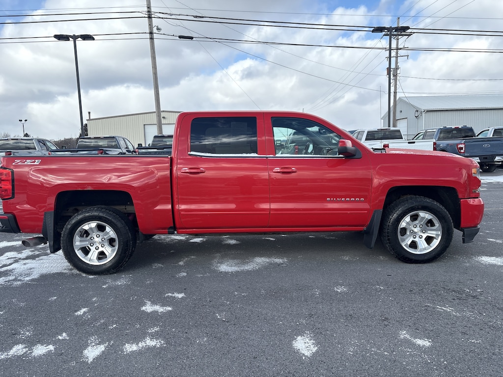 Used 2017 Chevrolet Silverado 1500 LT Truck Crew Cab