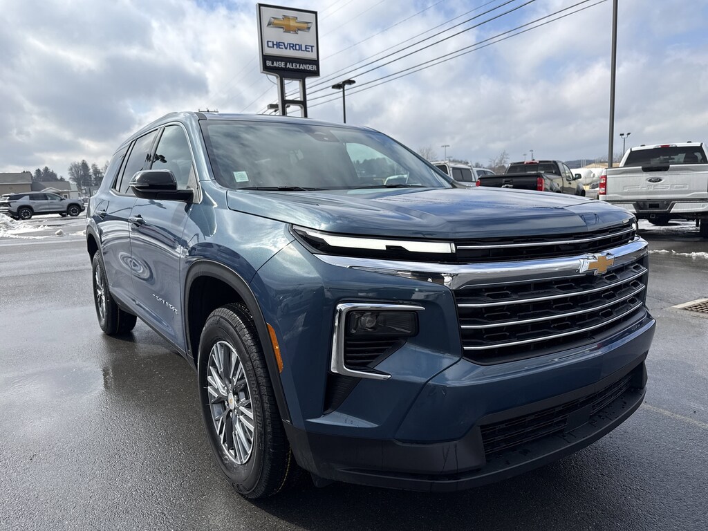 New 2026 Chevrolet Traverse AWD LT SUV
